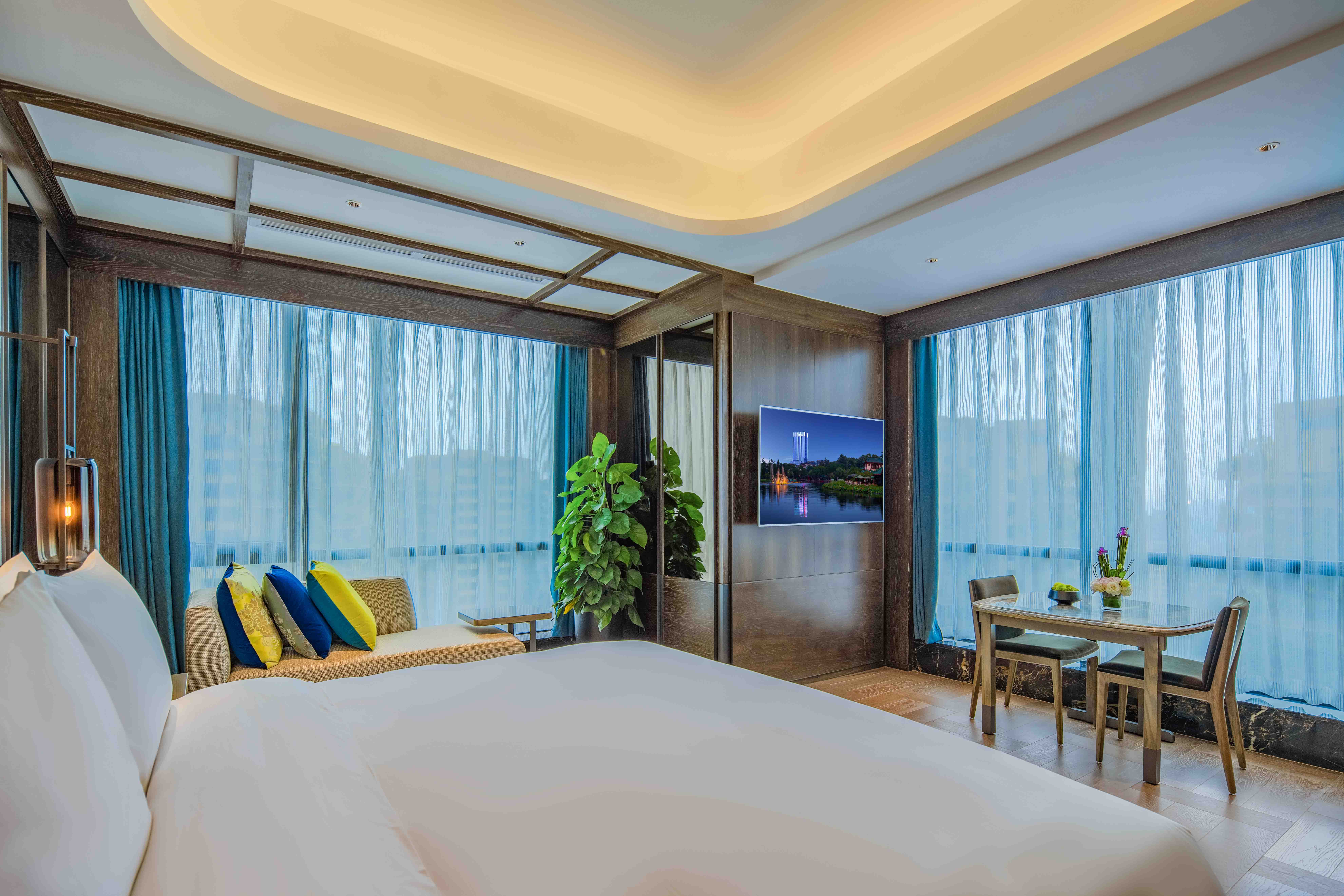 斥资6亿，七一世外桃源酒店正式开业，尽受一场古典汉唐与现代奢华的邂逅-中国网地产