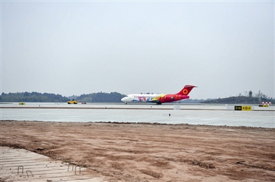 天府国际机场真机试飞圆满完成-中国网地产