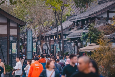 成都“五一”旅游总收入超170亿元-中国网地产